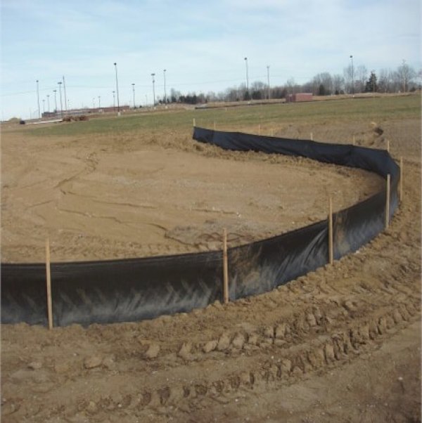 [sfsf] Silt Fence 100' With Stakes fcmfs031001348